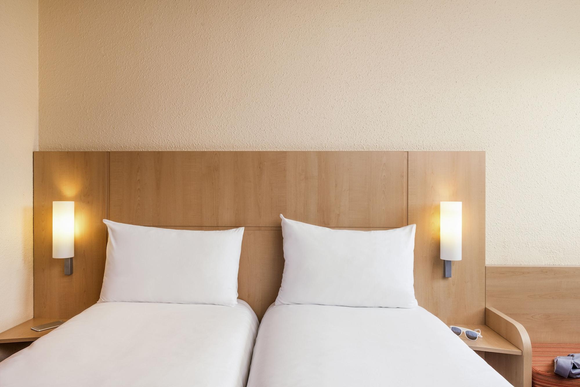 Ibis Cergy Pontoise Le Port Otel Dış mekan fotoğraf
