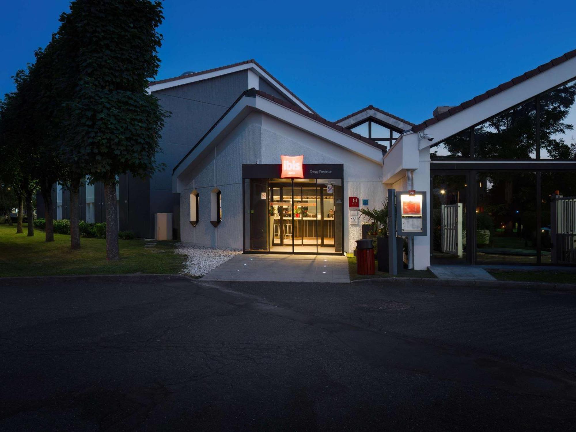 Ibis Cergy Pontoise Le Port Otel Dış mekan fotoğraf